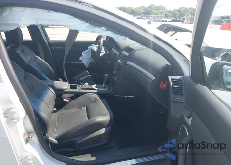 2009 Pontiac G8 Gxp z USA, uszkodzony, nr VIN 6G2EP57W59L309538